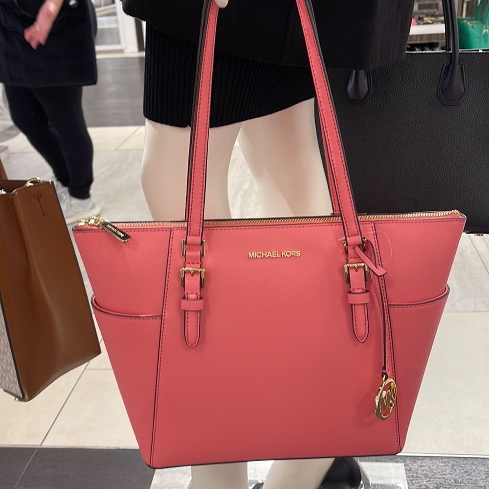 MICHAEL KORS Charlotte Large Leather Top-Zip Tote
Tea Rose